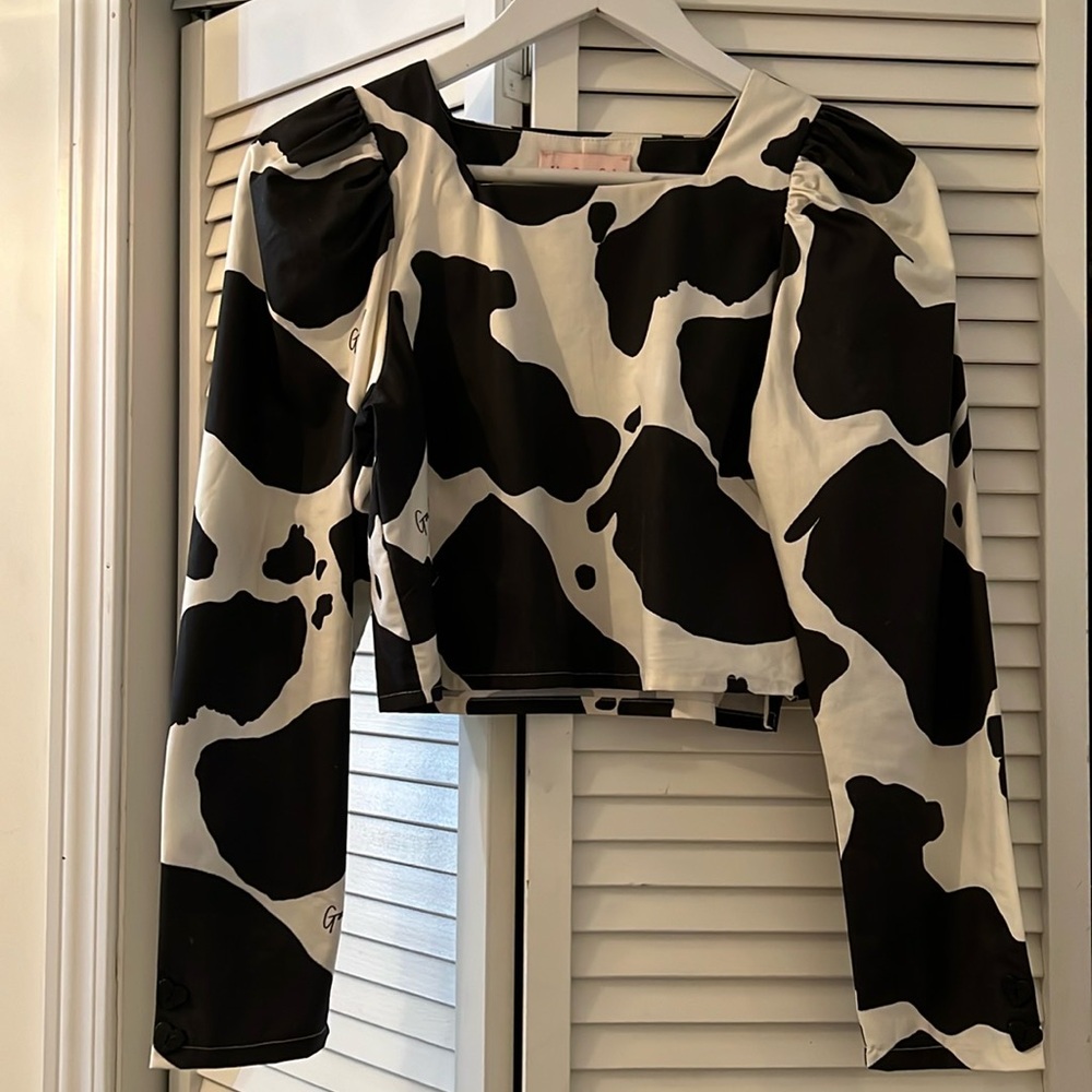 Lisa Says Gah Cow Print Top